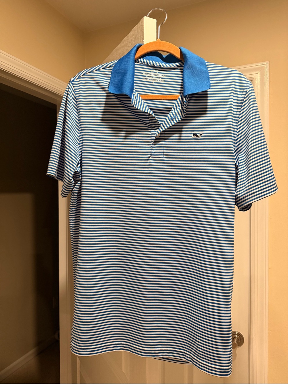 NWOT Men's Vineyard Vines Performance Blue Striped Short-Sleeve Polo Shirt